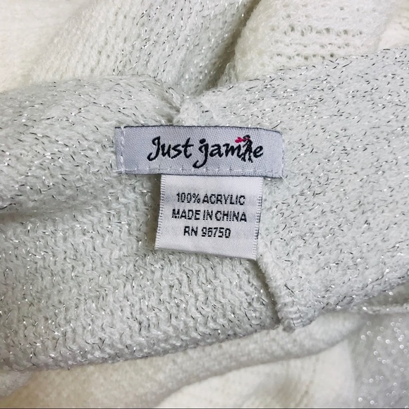 Just Jamie Ivory Lurex Border Poncho - Picture 4 of 4